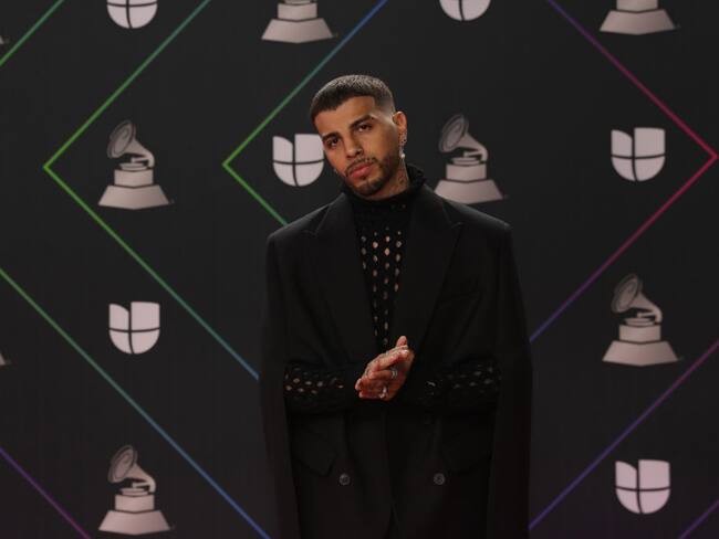 LAS VEGAS, NV - NOVEMBER 18: Puerto Rican singer Rauw Alejandro attends the red carpet during the 22nd Annual Latin GRAMMY Awards at MGM Grand Garden Arena on November 18, 2021 in Las Vegas, Nevada. (Photo by Omar Vega/FilmMagic)
