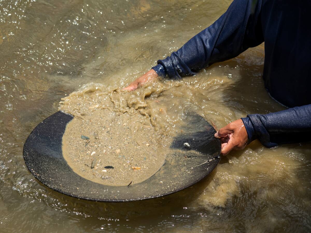 Al menos 14 muertos por inundación de mina en el sur de Venezuela