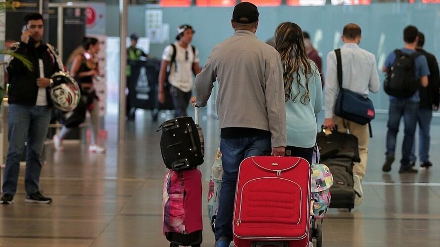 Dos importantes aeropuertos del país sufrieron inconvenientes durante este viernes. Foto: Colprensa