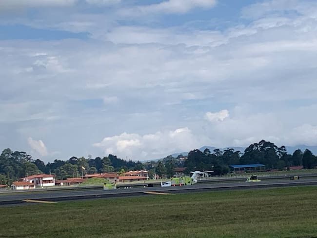 Avión se sale de la pista en Rionegro- Foto Denuncias Antioquia.