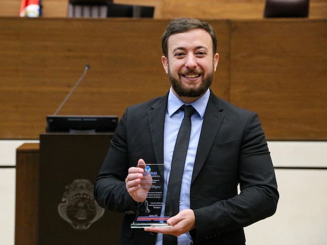 Escritor argentino Agustín Laje. Foto: Twitter (@AgustinLaje)