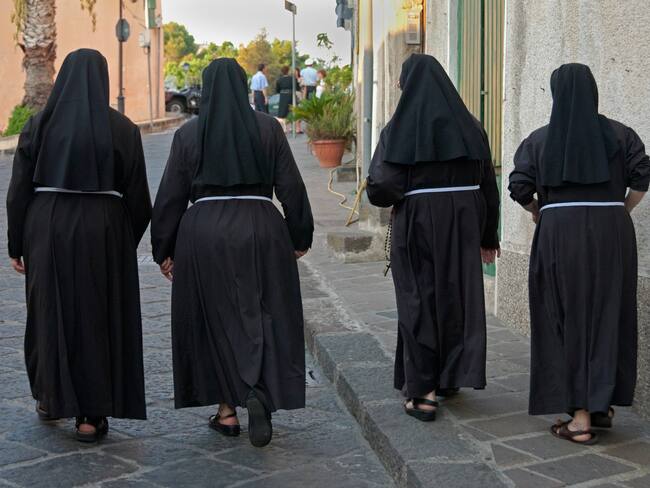 Imagen de referencia de monjas