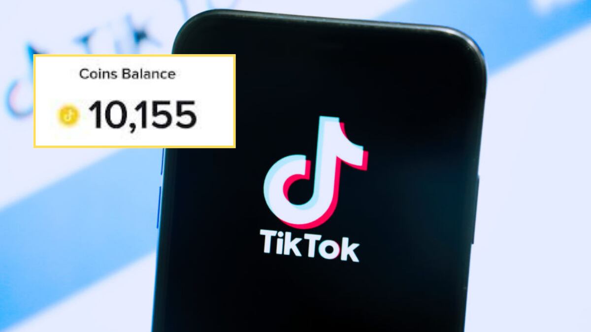 Monedas de TikTok / Celular con el logo de TikTok (Getty Images)