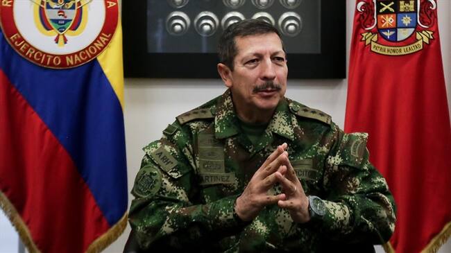 El comandante del Ejército, Nicacio Martínez, respondió sobre la indagación preliminar que cursa en su contra en la Fiscalía. Foto: Colprensa