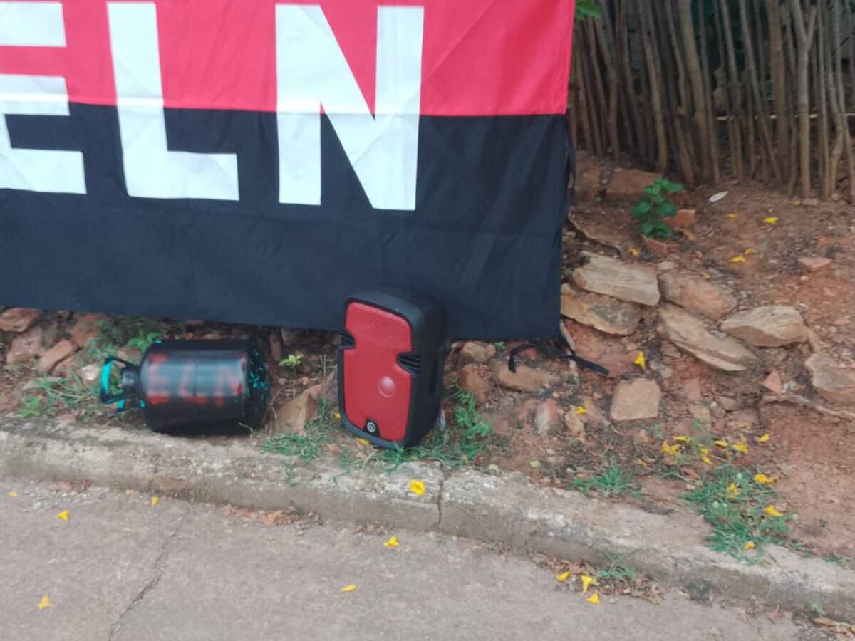 Varios municipios de Norte de Santander amanecieron con banderas alusivas al ELN
