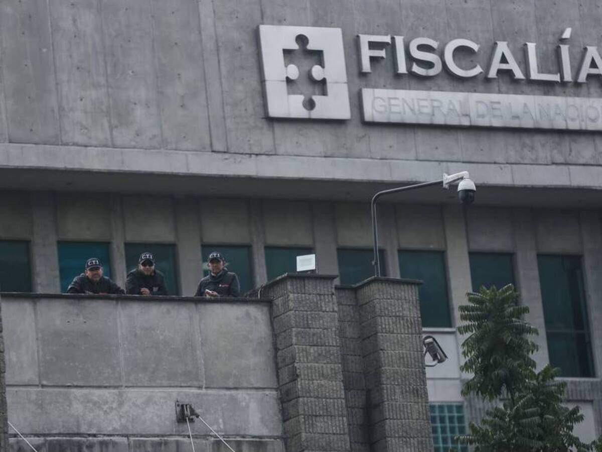 Fiscalía embargó bienes de narcos y criminales avaluados en 100 mil millones de pesos