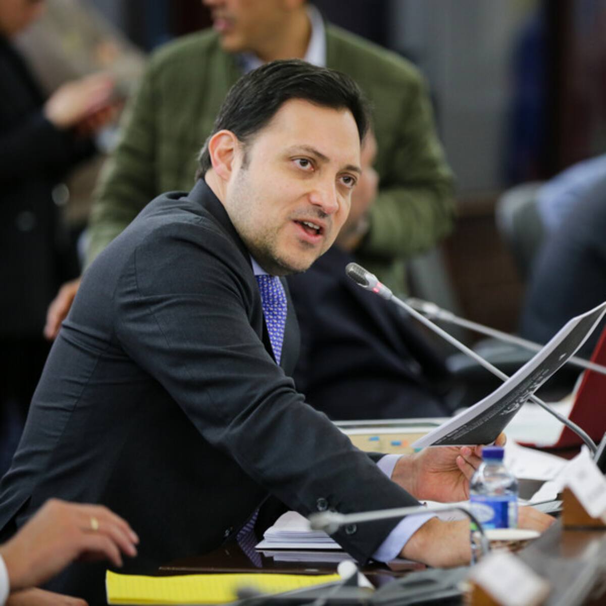 No vamos a “pupitrear” una reforma constitucional: Carlos Fernando Motoa