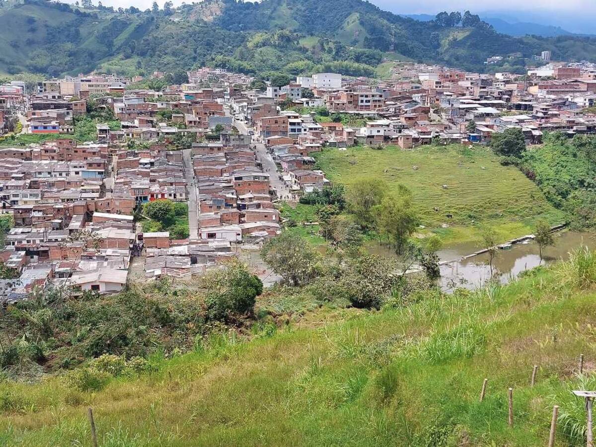 Santa Rosa de Cabal en alerta roja ante nuevos posibles deslizamientos de tierra