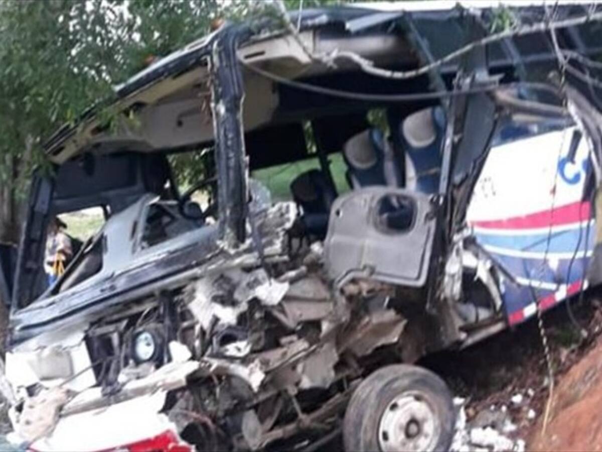 Una mujer muerta y 10 heridos deja grave accidente de tránsito en La Apartada, Córdoba