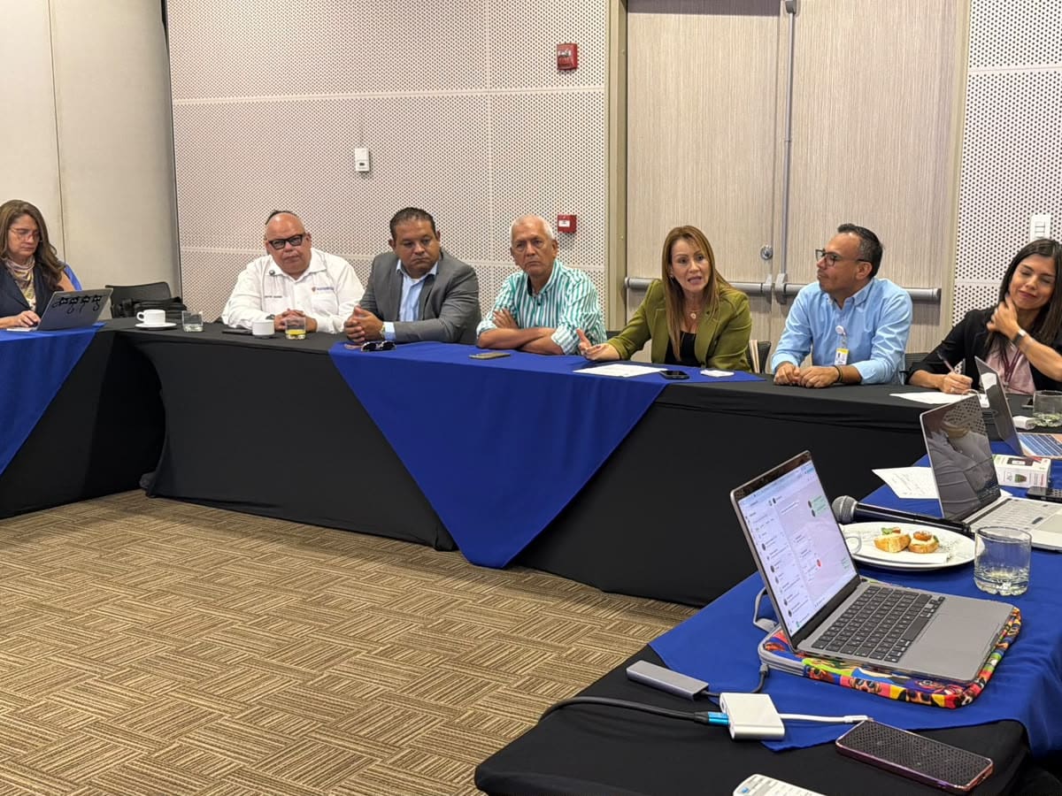 235 docentes y 27 colegios fortalecen la enseñanza del inglés en el departamento de Quindío