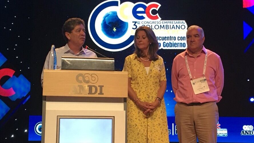 Contralor cuestiona ejecución de recursos de regalías por parte de entidades territoriales. Foto: La Wcon Julio Sánchez Cristo