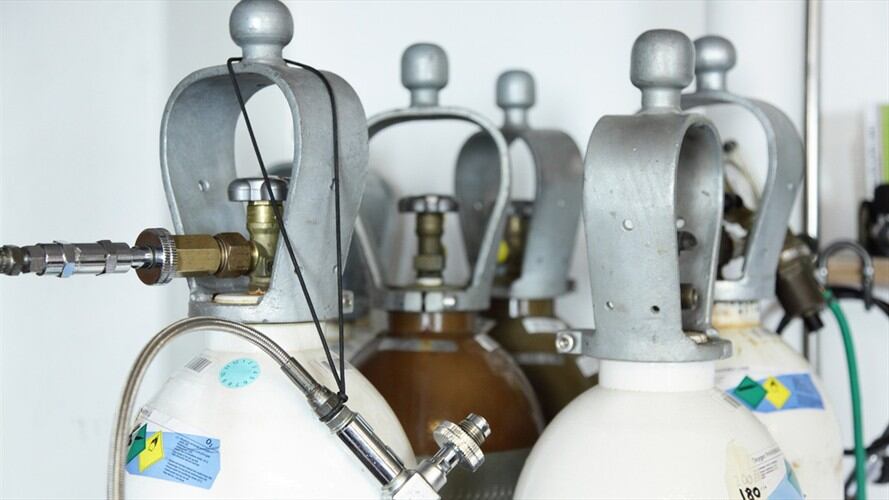 En 21 establecimientos de Bogotá y Cali se verificó si el gas usado para inflar globos corresponde a Helio. Foto: Getty Images / KJERULFF