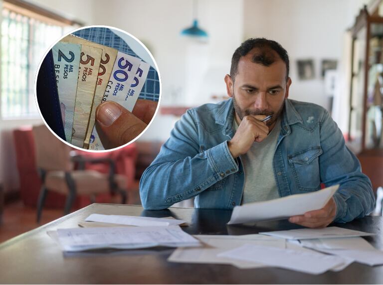 Hombre haciendo cálculos con facturas / Persona contando billetes colombianos de su billetera (Getty Images)