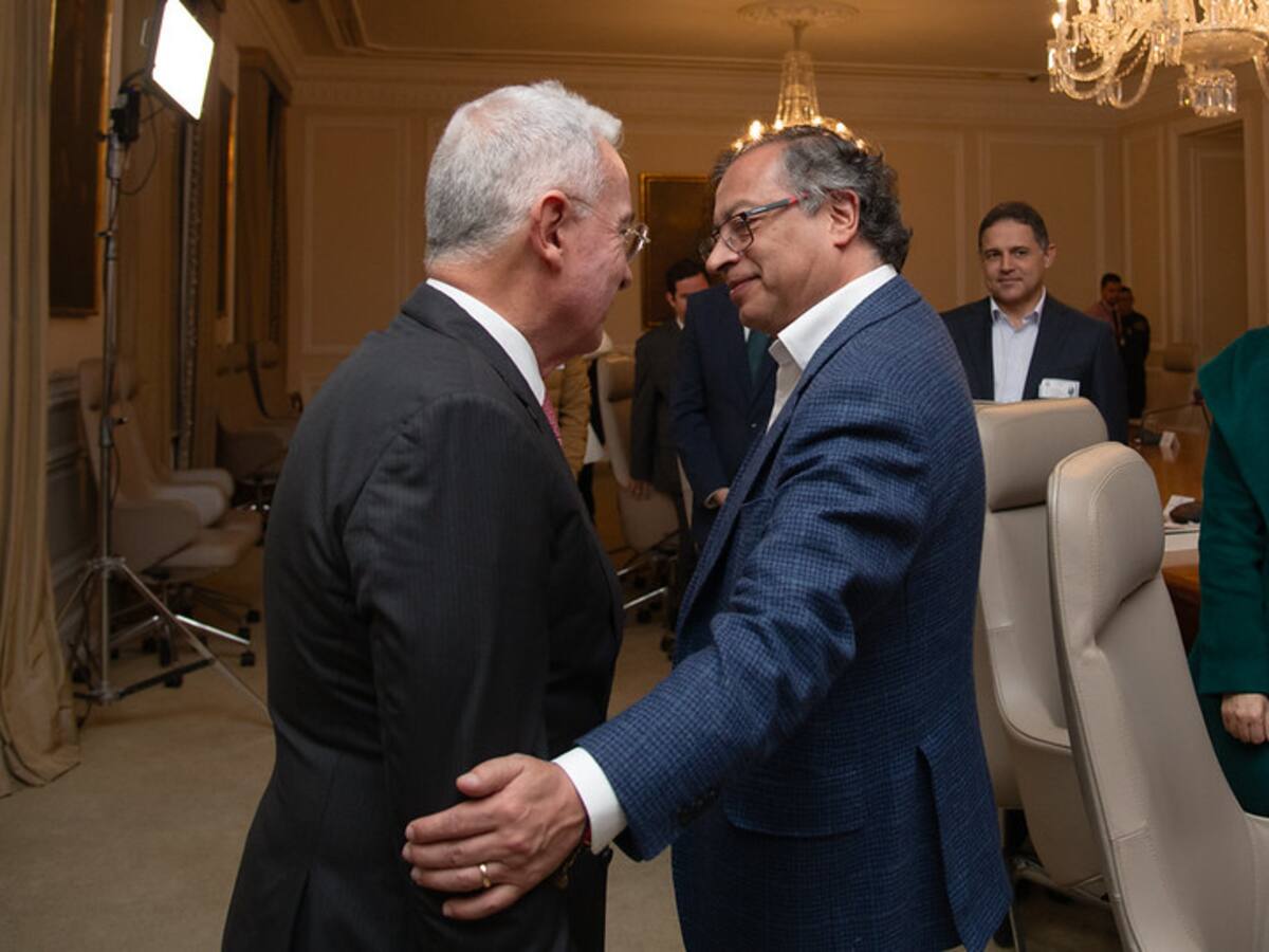 Reunión entre Gustavo Petro y Álvaro Uribe culminó sin acuerdo concreto