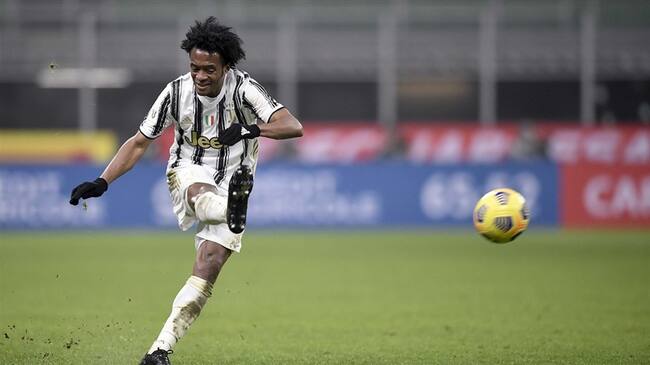 Paolo Montero comparó a Juan Guillermo Cuadrado con Garrincha. Foto: Daniele Badolato - Juventus FC/Juventus FC via Getty Images
