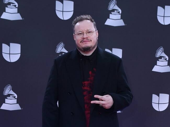 Leonel García explica la razón del nombre de su disco “45 RPM”