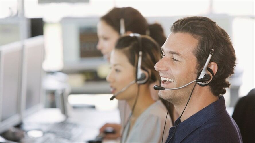 La mayoría de las vacantes hacen parte del área de call center . Foto: Getty Images