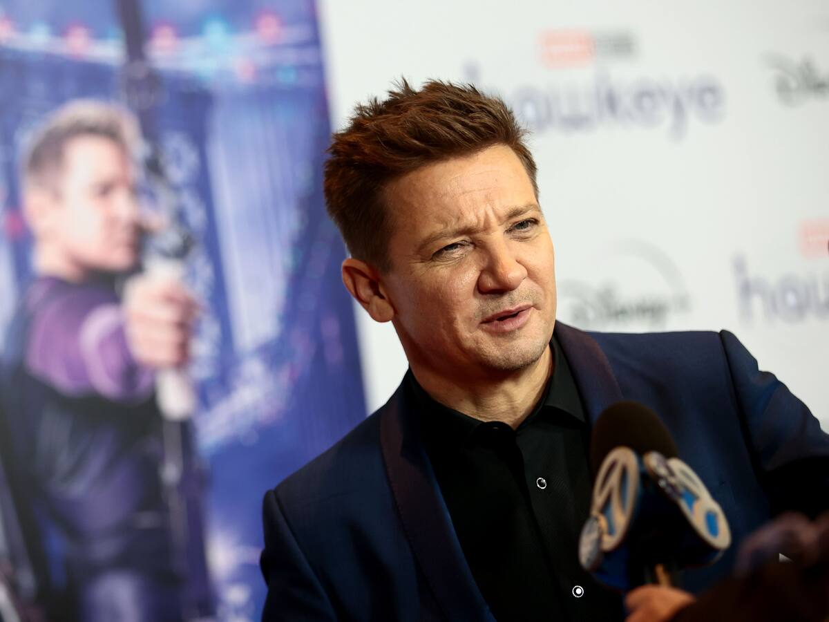 Jeremy Renner reaparece luego de su accidente y agradece por los mensajes de apoyo
