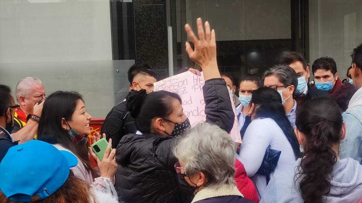 “Tenemos hambre”: personas con discapacidad no reciben bonos hace dos meses