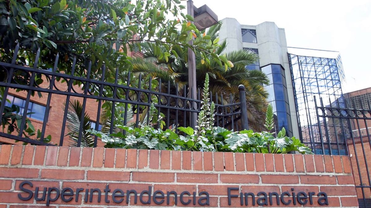 Superfinanciera le ordena a Portus Capital suspender su captación ilegal de recursos
