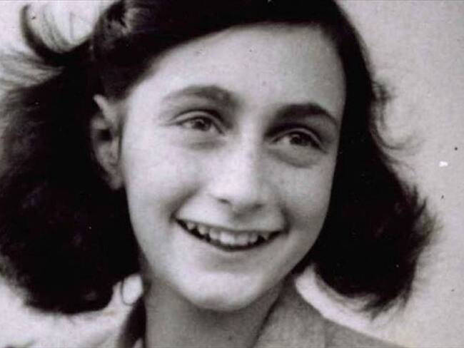 Anne Frank fue una niña alemana con ascendencia judía, mundialmente conocida por haber escrito un diario en el que narra la vida de ocho personas escondidas durante la Segunda Guerra Mundial. Foto: Agencia Anadolu