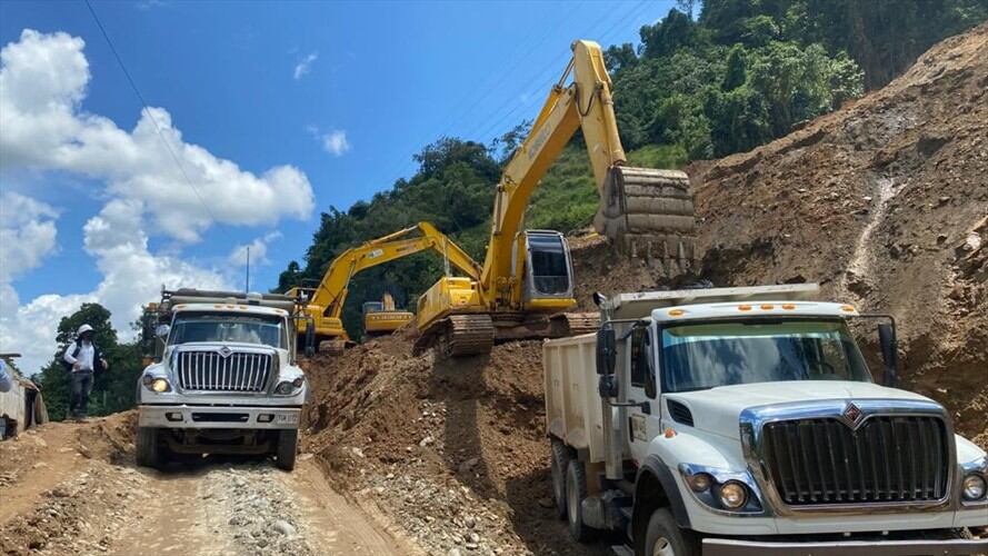 Vía Los Llanos – Tarazá en Antioquia. Foto: Cortesía Invías