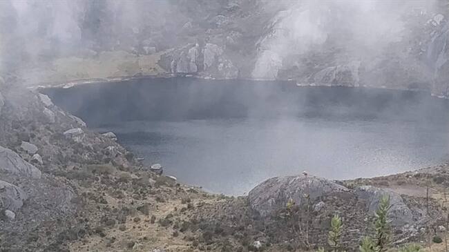 Defensores del medio ambiente, el alcalde de Bucaramanga, Juan Carlos Cardenas y la viceministra de minas discutieron los efectos que tienen estos proyectos en la zona.. Foto: W Radio