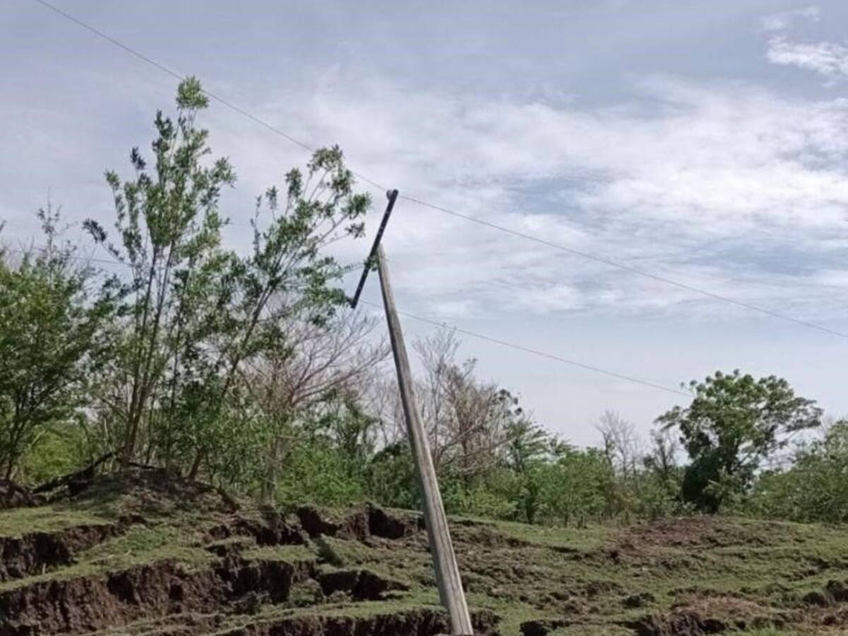 Una vereda y tres barrios fueron evacuados por alto riesgo en Puerto Escondido