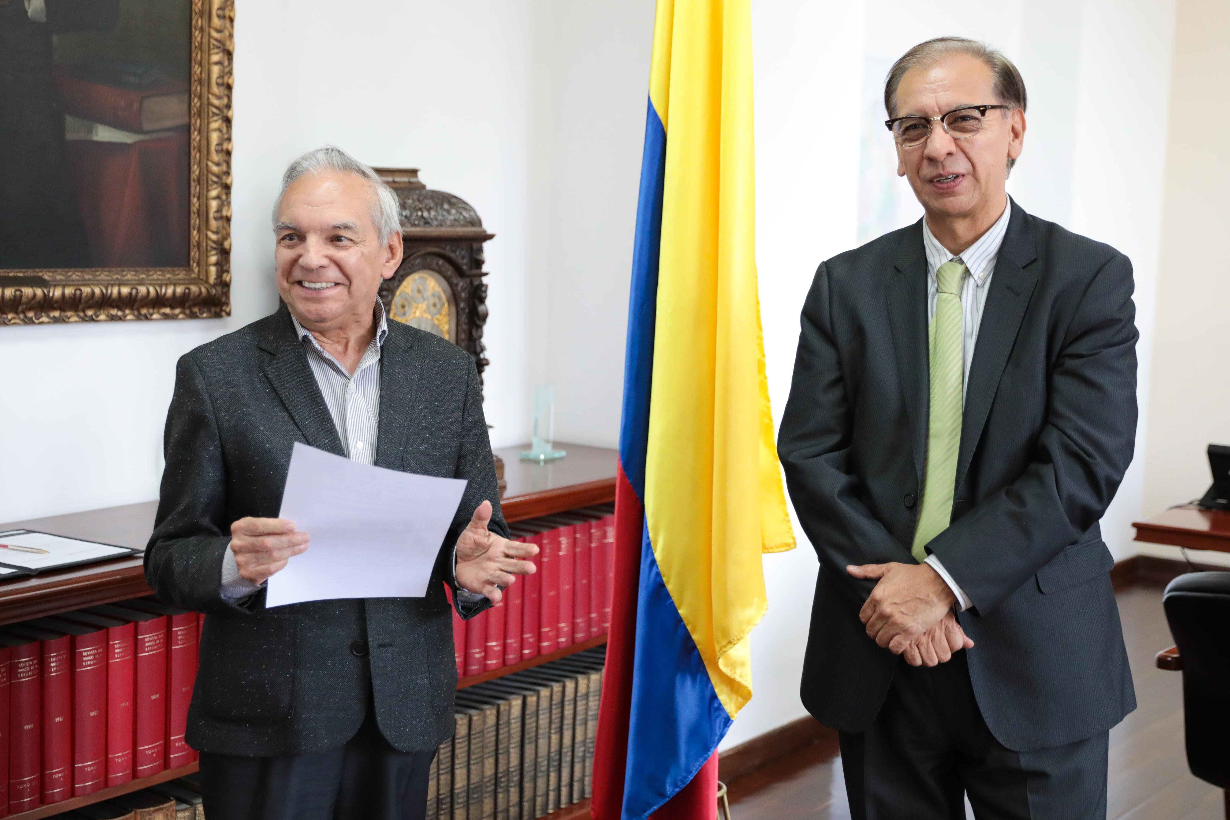 Posesión de Jairo Villabona como nuevo director de la DIAN