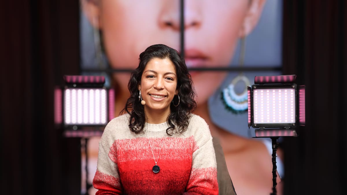 ¿Cómo se hacen las escenas íntimas en televisión? Coordinadora de intimidad revela detalles