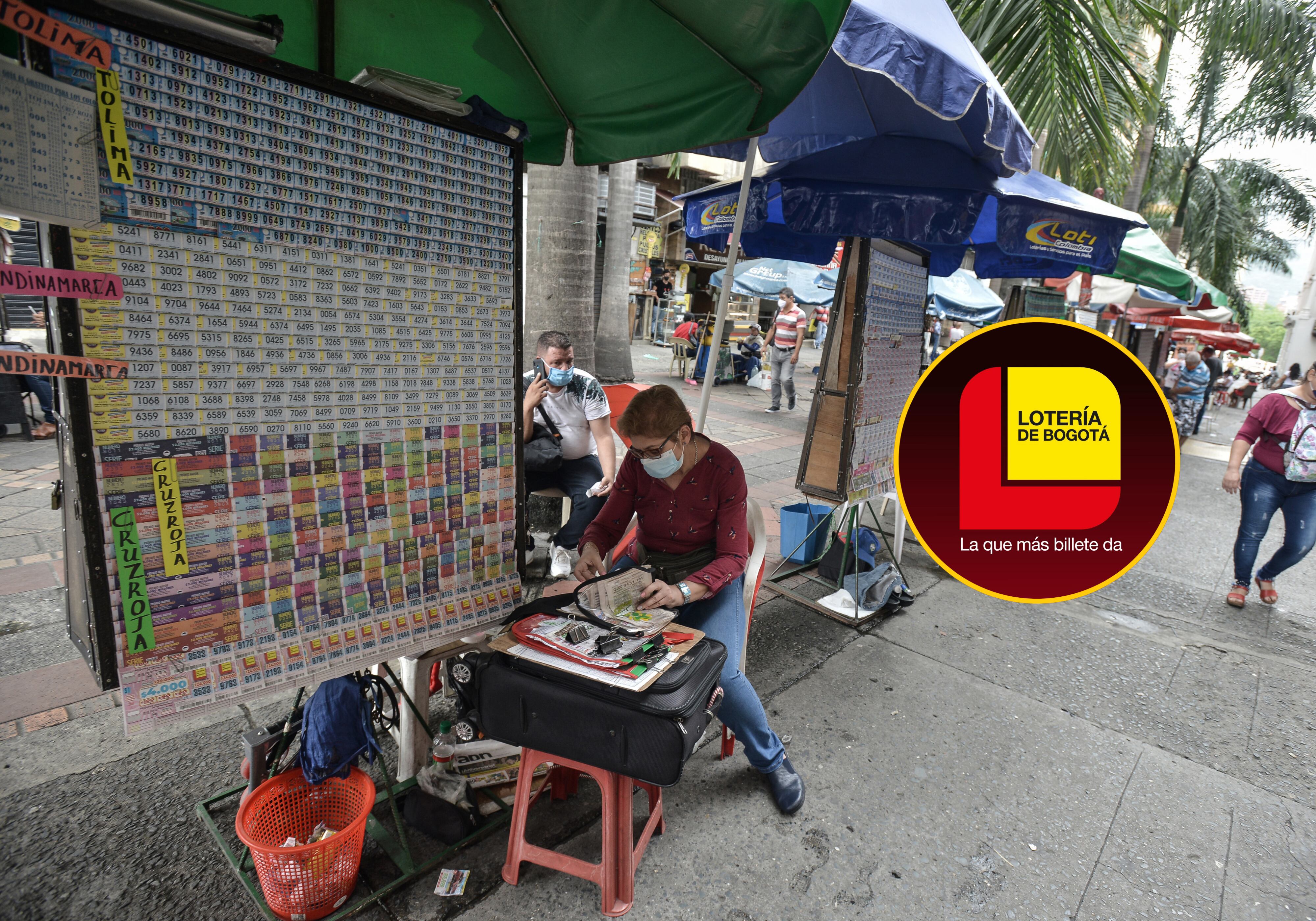Imagen de referencia de una venta de billetes de lotería (Gabriel Aponte/Vizzor Image/Getty Images) y el logo de la Lotería de Bogotá (Facebook/Lotería de Bogotá)