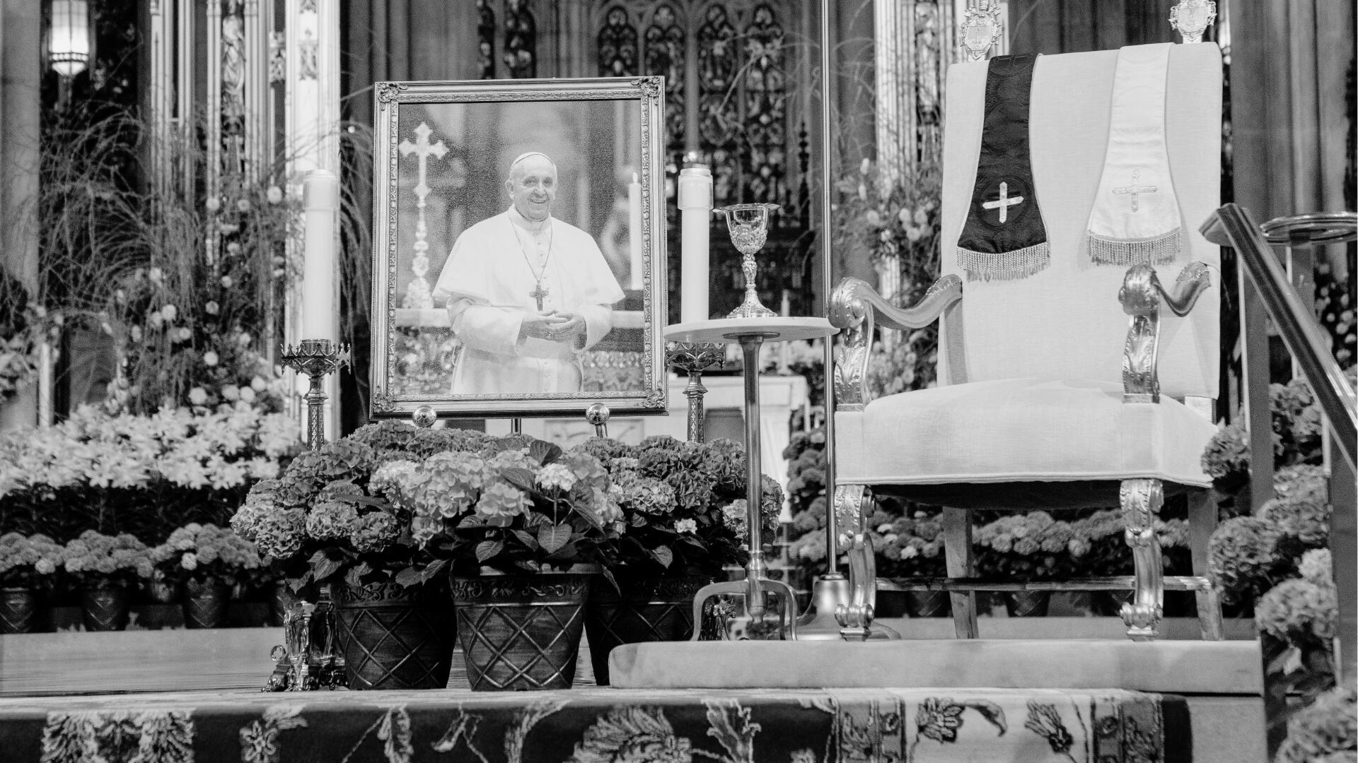 Papa Francisco durante un homenaje en la catedral de San Patricio en New York. FOTO: EFE/ Angel Colmenares