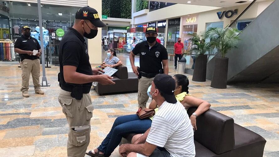 Ejército Nacional se toma centros comerciales y fincas en la ciudad de Montería. Foto: prensa Ejército.