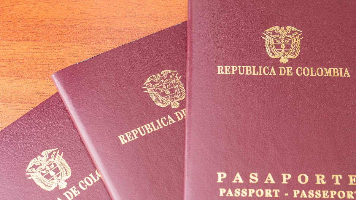 Thomas Greg & Sons continuaría con la expedición de pasaportes mientras se define operador