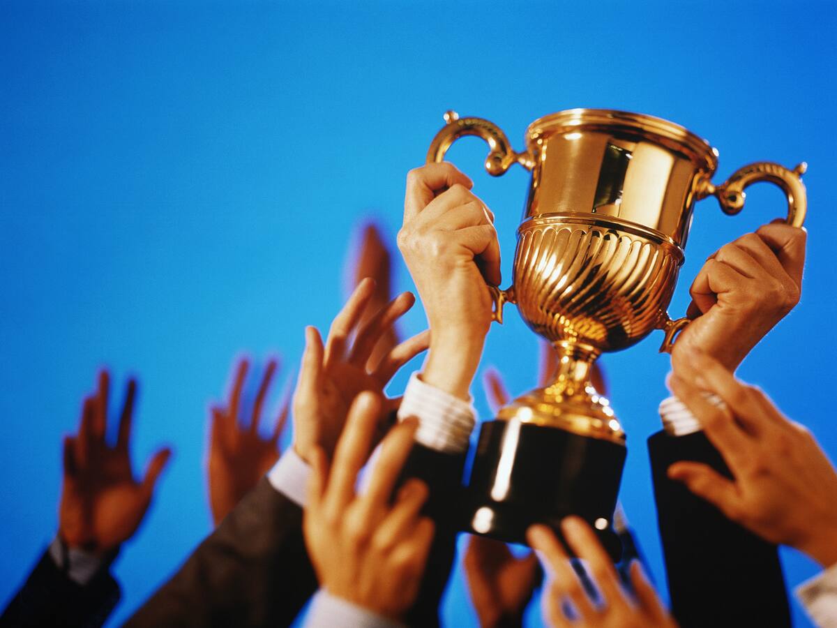 ¿Quién merece un premio?