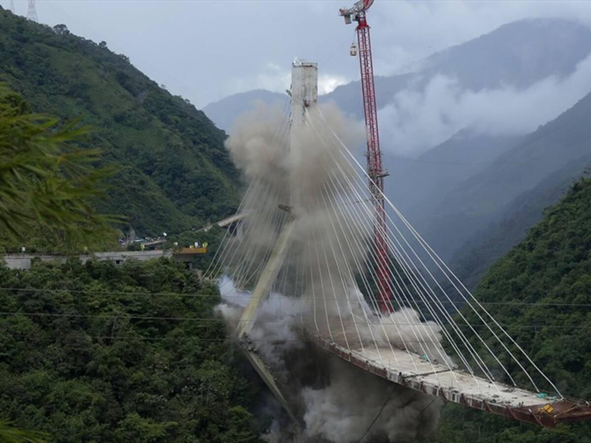 La defensa del diseñador del puente Chirajara sobre el fracaso de esa obra