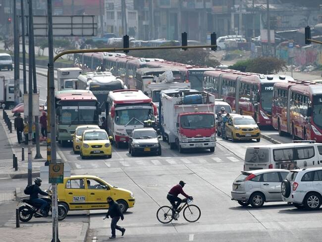 El Pico y placa en Bogotá comenzará a regir desde el próximo 22 de septiembre. Esta medida funcionará de lunes a viernes. Foto: Referencia Getty