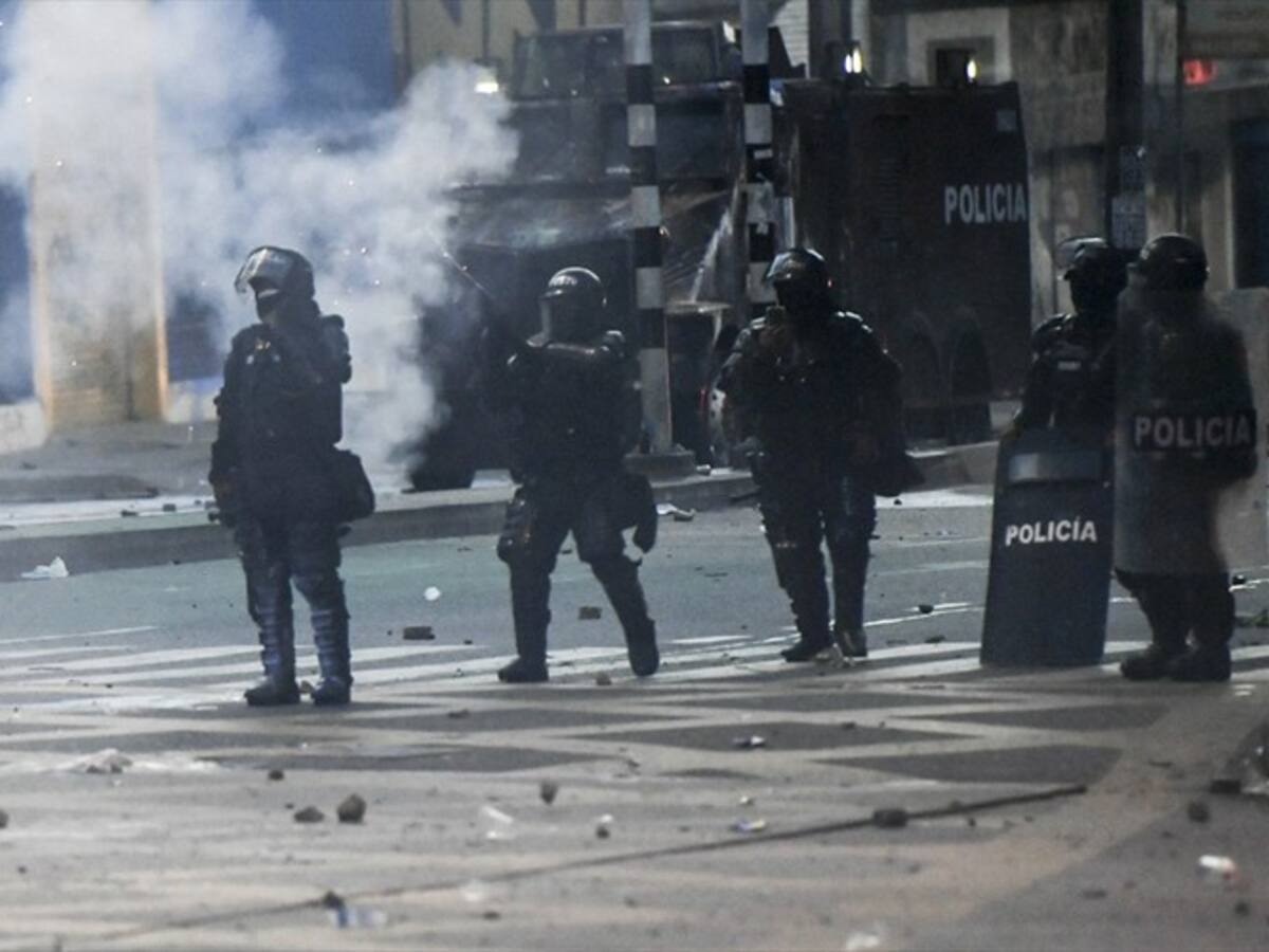 Denuncian abuso policial contra prensa y misiones médicas en Medellín