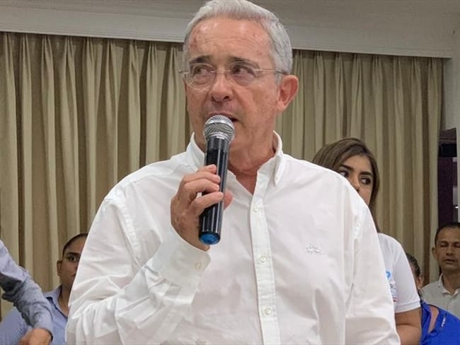 Uribe reacciona a la decisión de la Corte de tumbar la sala especial para militares en JEP. Foto: Erika Rebolledo