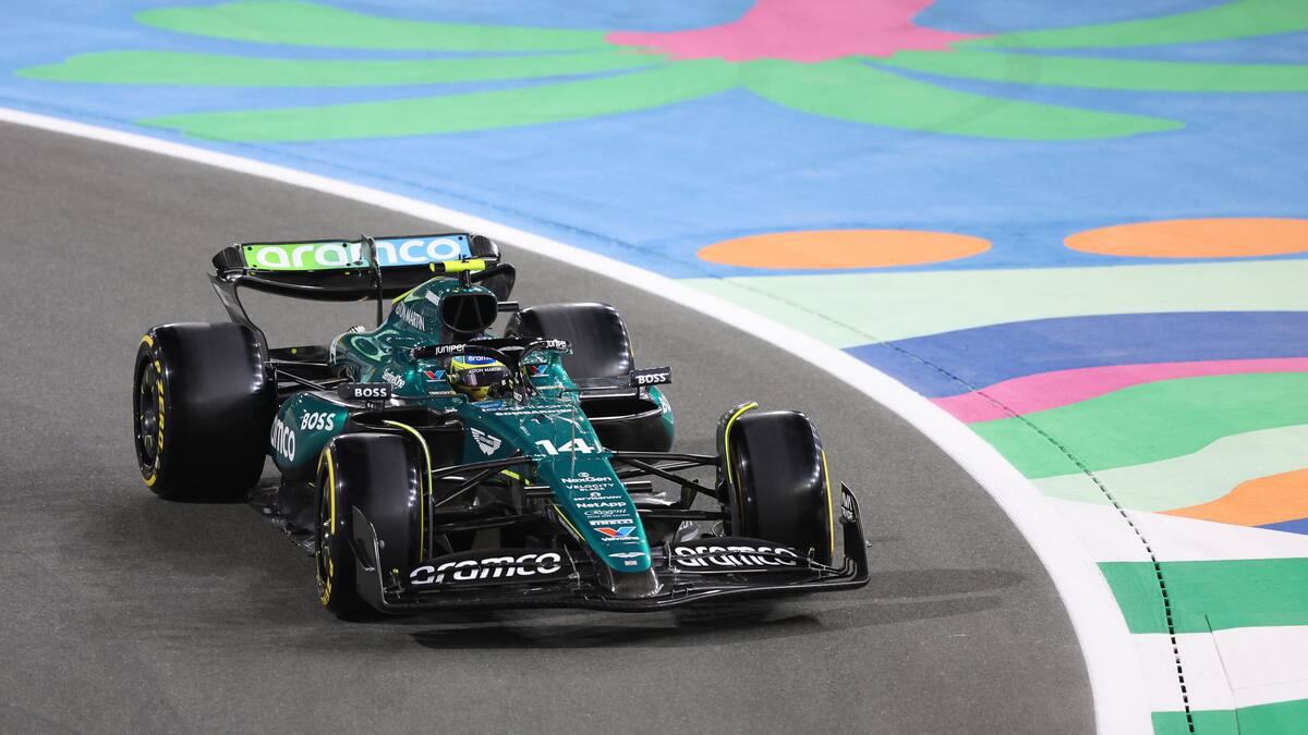 GP de Arabia Saudita: Alonso, el mejor tiempo, por delante de Verstappen en pruebas libres