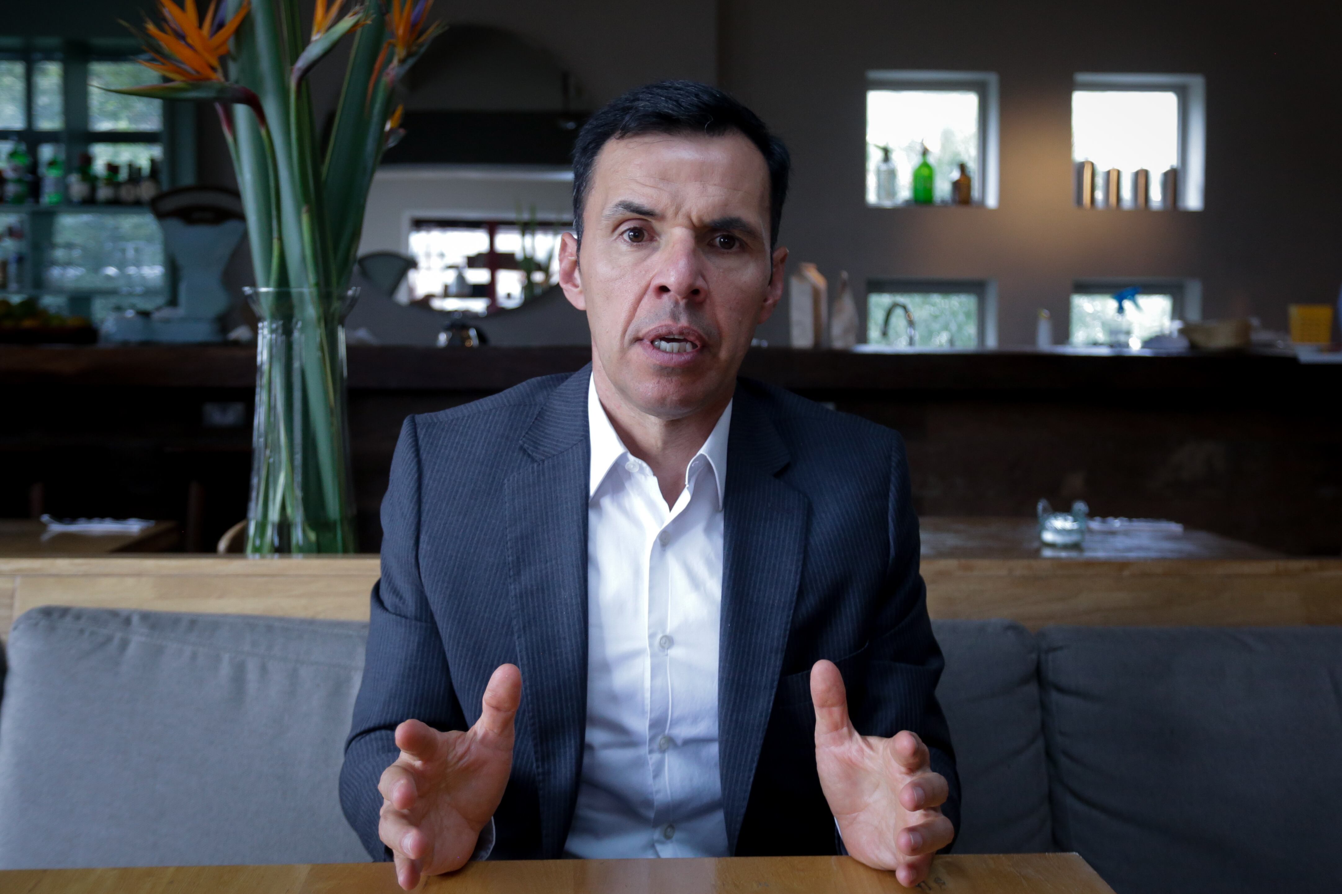 Bogotá. Agosto 16 de 2019. Guillermo Rivera, lanzó su libro ‘Disparos a la Paz’, donde cuenta detalles inéditos del trascendental proceso de Paz. (Colprensa - Diego Pineda)