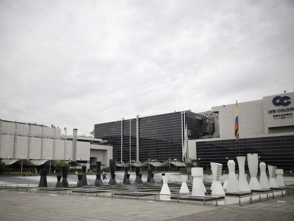 Bogotá: Niña de cinco años murió tras caída de un vidrio en Centro Comercial Gran Estación