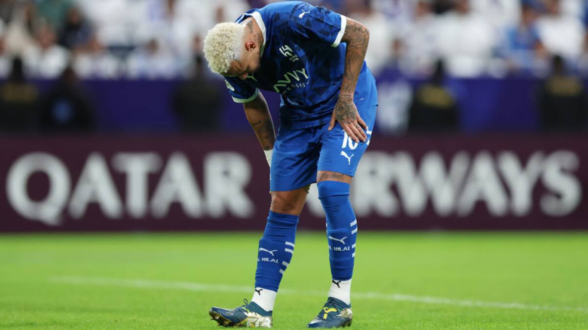 Neymar salió lesionado, otra vez, en partido con el Al Hilal