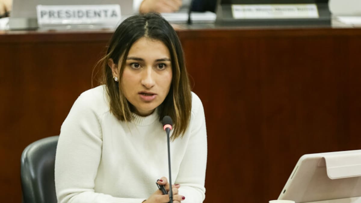 No podemos quedarnos en qué no se hizo sino en solucionar: Sarabia por crisis de energía