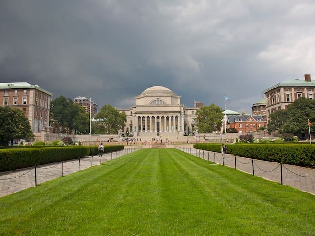 Nos preocupa: investigador de la Universidad de Columbia por pago de 200 millones a Gobierno Trump