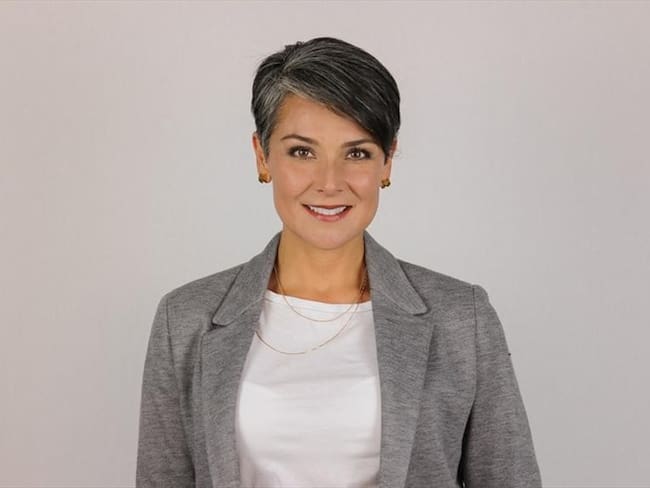 Silvia Corzo presenta sus 77 tácticas para alcanzar la paz interior