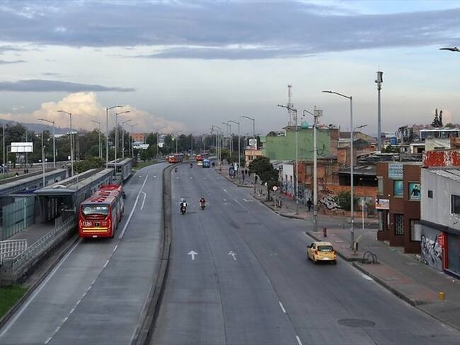 La Alcaldía de Bogotá se acoge al toque de queda ordenado por el Gobierno Nacional . Foto: Colprensa - Camila Díaz
