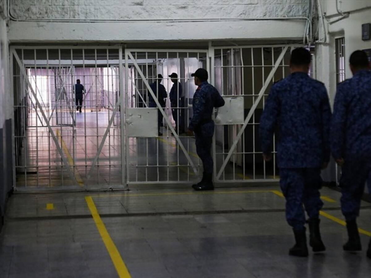 Carne podrida: el alimento que dan a internos de la cárcel La Modelo