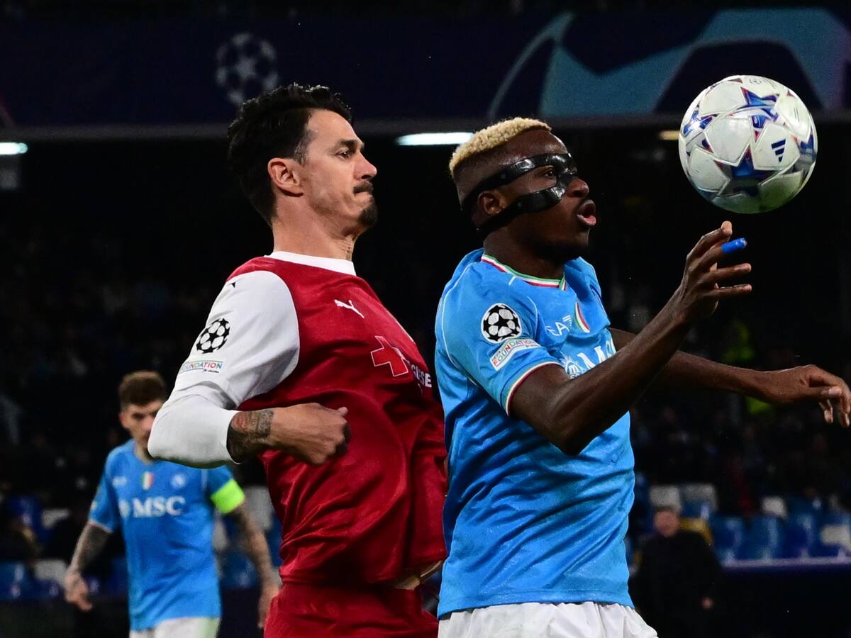 Napoli se clasificó a octavos de Champions tras ganarle 2-0 al Braga