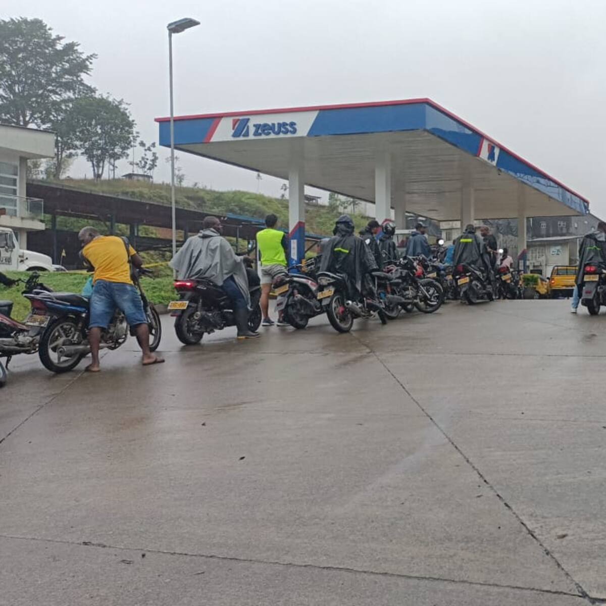 Chocó al borde del desabastecimiento por los bloqueos en el departamento